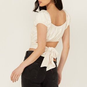 Beyond the Radar - Balloon Sleeve Blouse
